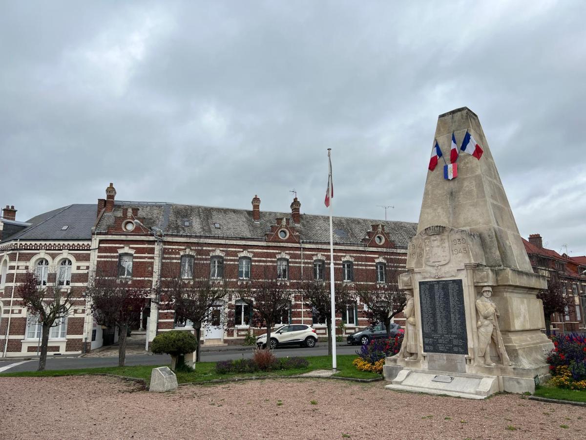 Le Conde Hotel Montdidier  Ngoại thất bức ảnh